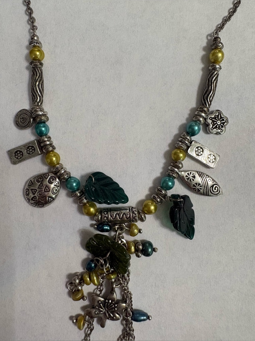 Vintage Cookie Lee Beaded Leaf & Charm Dangle Statement Necklace EUC